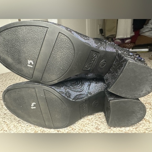 Circus by Sam Edelman Embellishes Booties 7.5 - Picture 8 of 9